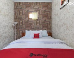 Hotel RedDoorz Resort @ Ciater 2 (Sukabumi, Indonesien)