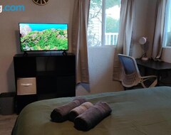Majatalo Tranquil Oasis- Private Rooms -near Downtown Indianapolis (Indianapolis, Amerikan Yhdysvallat)