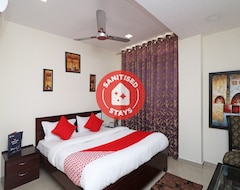 Khách sạn OYO 11878 Hotel De DS Plaza (Bareilly, Ấn Độ)
