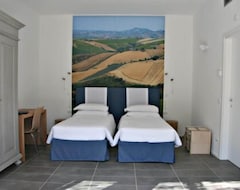 Hotel A3Passi (Ancona, Italia)