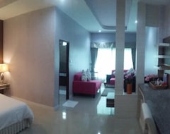 Khách sạn Hotel Martina (Surin, Thái Lan)