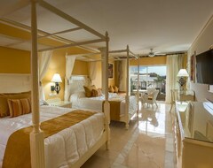 Hotel Bahia Principe Luxury Bouganville - Adults Only - All Inclusive (La Romana, Dominican Republic)