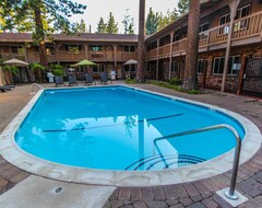 Khách sạn The Lodge At Lake Tahoe, A Vri Resort (South Lake Tahoe, Hoa Kỳ)