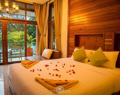 Khách sạn Flora I Talay Resort (Koh Chang, Thái Lan)