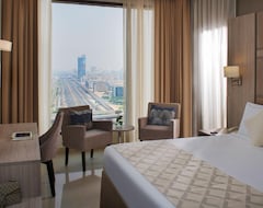 Two Seasons Hotel and Apartments (Dubaj, Spojené arabské emiráty)