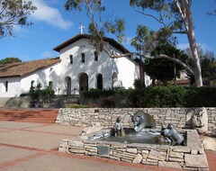 Hele huset/lejligheden Historic Spanish Style Monthly Rental In The Heart Of Downtown San Luis Obispo (San Luis Obispo, USA)