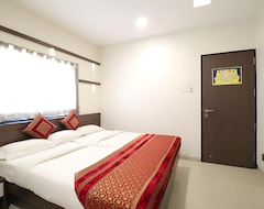 Hotel Girnar (Aurangabad, Hindistan)