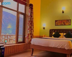 Hotel 4 Bedroom Luxury Bungalow In Manali With Beautiful Scenic Mountain & Orchard View (Manali, Indija)