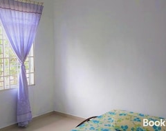 Tüm Ev/Apart Daire Homestay Keluarga Haji Karim Rumah A (Kuala Kurau, Malezya)