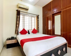 Khách sạn OYO 22900 Sri Sai Inn (Mangalore, Ấn Độ)