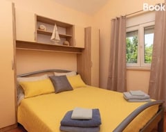 Koko talo/asunto Apartments Marija (Blato, Kroatia)