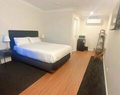 Motelli Seven Inn (Wagga Wagga, Australia)