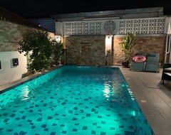 Casa/apartamento entero Bella-large 5br 4 Family&singles-bbq,karaoke&pool (Muang Kham, Laos)