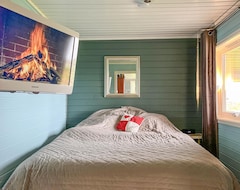 Koko talo/asunto 2 Bedroom Accommodation In Vevang (Eide, Norja)