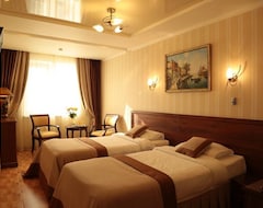 Platan Yuzhniy Hotel (Krasnodar, Russia)