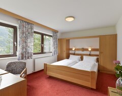 Khách sạn Hotel Sonnblick (Dalaas/Wald, Áo)