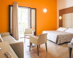 Hotelli La Casarana Resort & Spa (Salve, Italia)