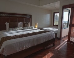 Khách sạn Canyon Cove Resort (Nasugbu, Philippines)