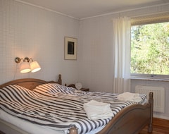Toàn bộ căn nhà/căn hộ 3 Bedroom Accommodation In Höllviken (Höllviken, Thụy Điển)