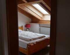 Cijela kuća/apartman Large And Well-kept Vacation Home On Lake Niedersonthofen With A Sauna And Patio (Waltenhofen, Njemačka)