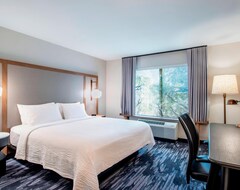 Otel Fairfield Inn & Suites by Marriott Kelowna (Kelowna, Kanada)