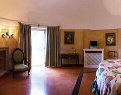 Hotel Porto Pirgos (Parghelia, Italy)