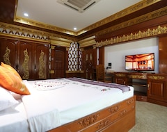 Hotel Su Tine San Royal Palace (Bagan, Burma)