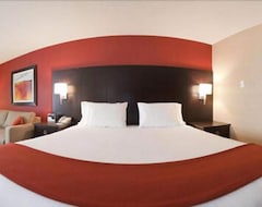 Khách sạn Holiday Inn Express Hotel & Suites Chatham South, An Ihg Hotel (Chatham, Canada)