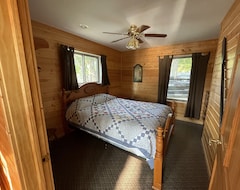 Casa/apartamento entero Swan Lake Resort & Campground - Lakeside Cabin #2 (Fergus Falls, EE. UU.)