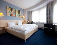 Empire Hotel (Luxembourg City, Luxembourg)