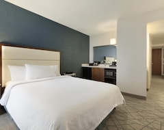 Hotel Embassy Suites by Hilton San Luis Obispo (San Luis Obispo, Sjedinjene Američke Države)
