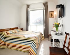 Hotelli La Casa Di Carla (Ravello, Italia)