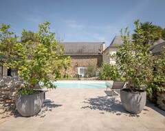 Toàn bộ căn nhà/căn hộ Between JuranÇon-pyrenees, BÉarnaise Farmhouse-heated And Covered Pool (Lucq-de-Béarn, Pháp)