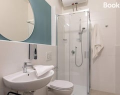 Hele huset/lejligheden Mia Rooms - Room With Private Bath Bolzano Center01 (Bolzano, Italien)