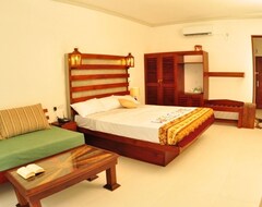Hotel Oasey Beach (Bentota, Sri Lanka)