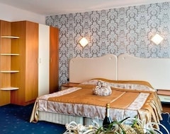 Khách sạn Spa Hotel Sirius Beach (Varna, Bun-ga-ri)