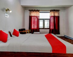 Hotel Oyo Flagship 809319 Delhi Star (Srinagar, Indien)