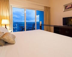 Hotel Caravanserai Beach Resort (Marigot, Antilles Française)