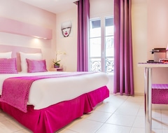 Pink Hotel (Paris, Fransa)