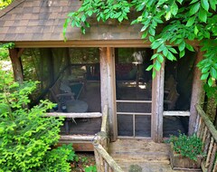 Cijela kuća/apartman Loon Lake Adirondack Lodge . Pet And Family Friendly. (Bloomingdale, Sjedinjene Američke Države)