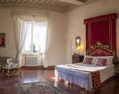 Hotelli Castello di Sovicille (Sovicille, Italia)