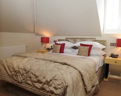 Hotel The Kings Arms (Christchurch, United Kingdom)