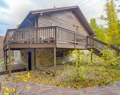 Toàn bộ căn nhà/căn hộ New! Creekside Cabin: Easy Access To I-70 & Slopes (Idaho Springs, Hoa Kỳ)