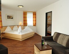 Khách sạn Hotel Alpina (Kleinarl, Áo)