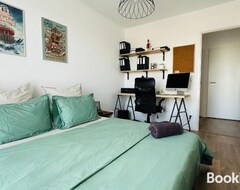Bed & Breakfast Chambre privative et confortable (Angers, Frankrig)