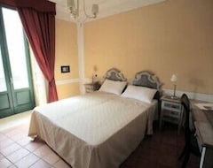 Hotel Antichi Feudi Dimora D'Epoca (Teggiano, Italien)