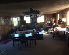 Entire House / Apartment Great Hunting Lodge In Prime Idaho Hunting Country (Leadore, USA)