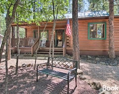 Hele huset/lejligheden Pinetop Family Cabin With Fun Outdoor Space! (Pinetop-Lakeside, USA)