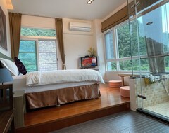 Entire House / Apartment Taiping Mountain Spring Love (Datong Township, Taiwan)