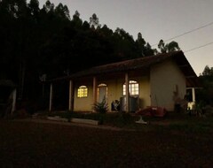Entire House / Apartment Fazenda Bonanza (Fervedouro, Brazil)